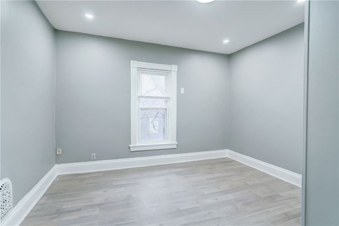 311 Linden St Unit Up - Photo 7 of 17