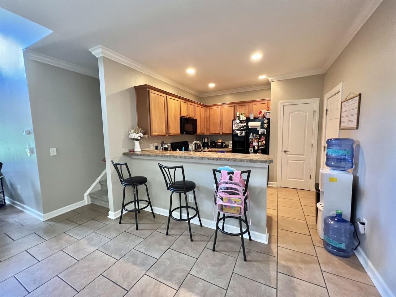 1062 Fairway Ln - Photo 5 of 15