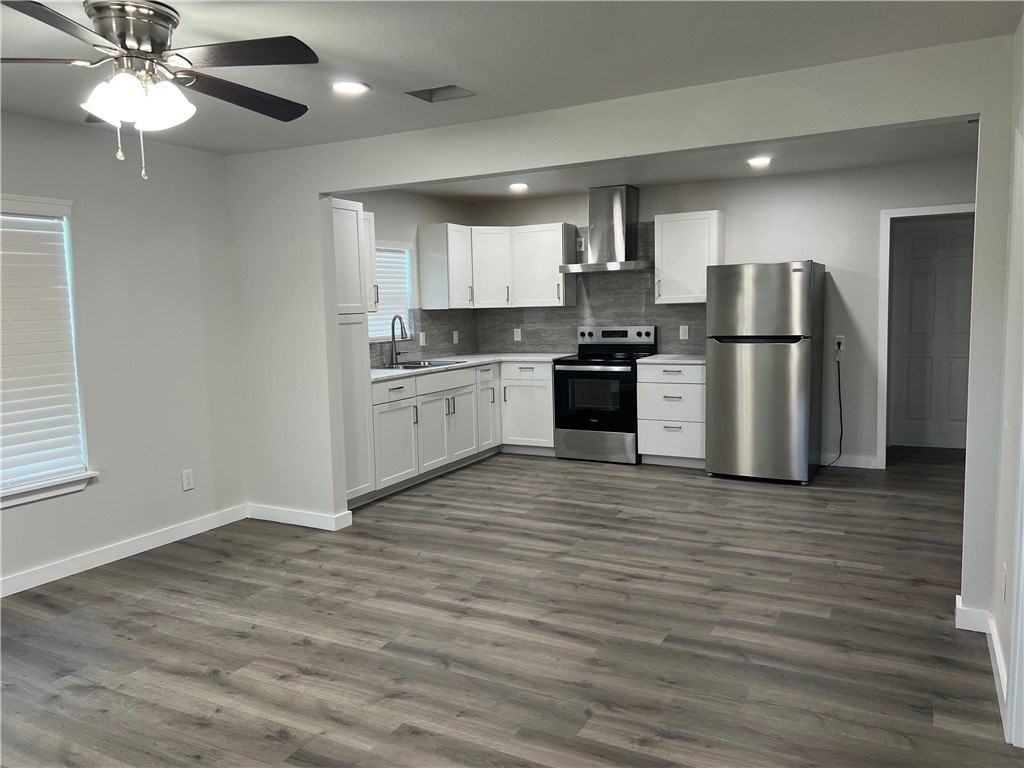 912 S Rife St - Photo 3 of 23