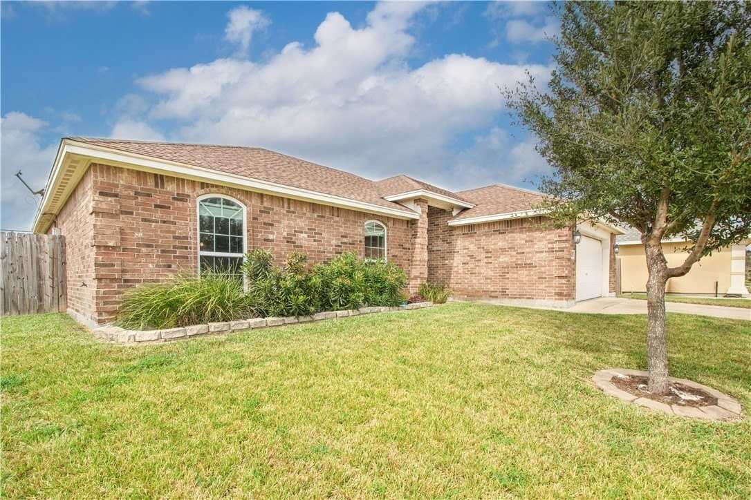 3825 Kangaroo Ct - Photo 2 of 31