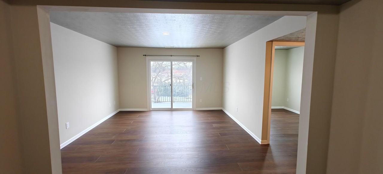 1540 Slade Ave Apt 303 - Photo 5 of 23