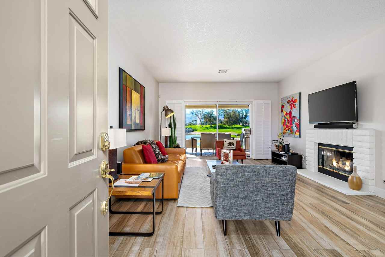 139 Villa Ct - Photo 2 of 46