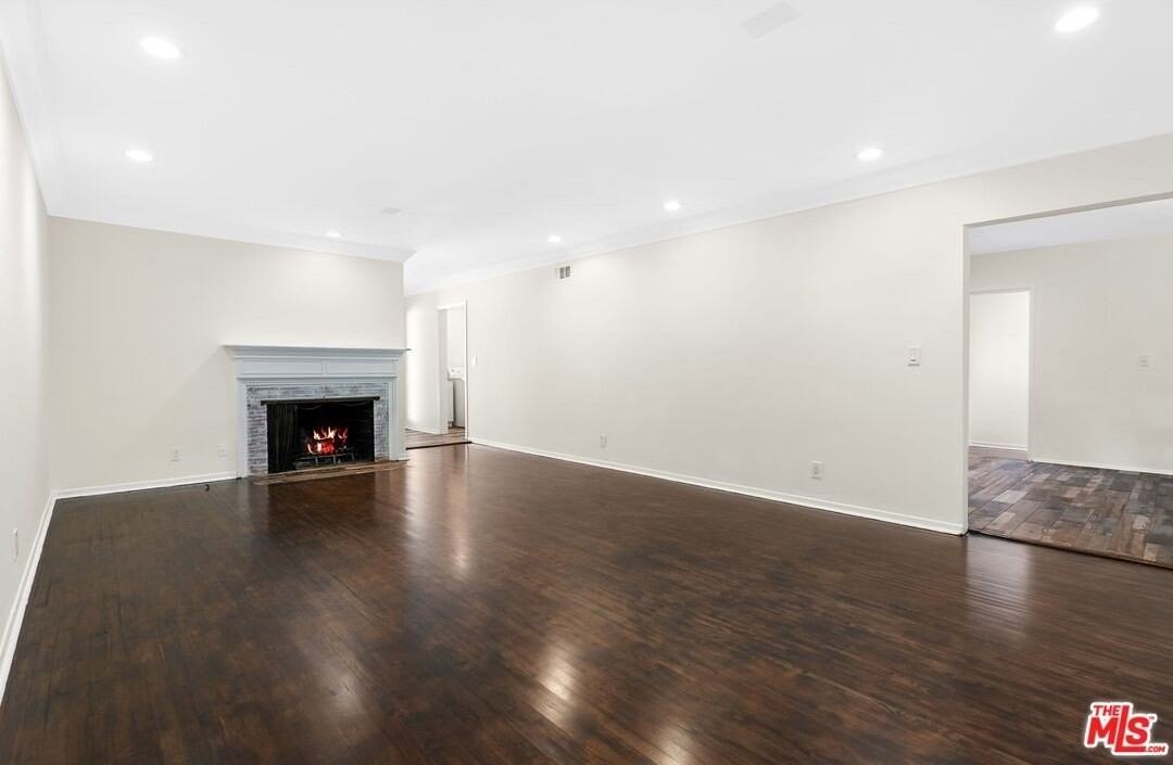 15543 Del Gado Dr - Photo 5 of 29