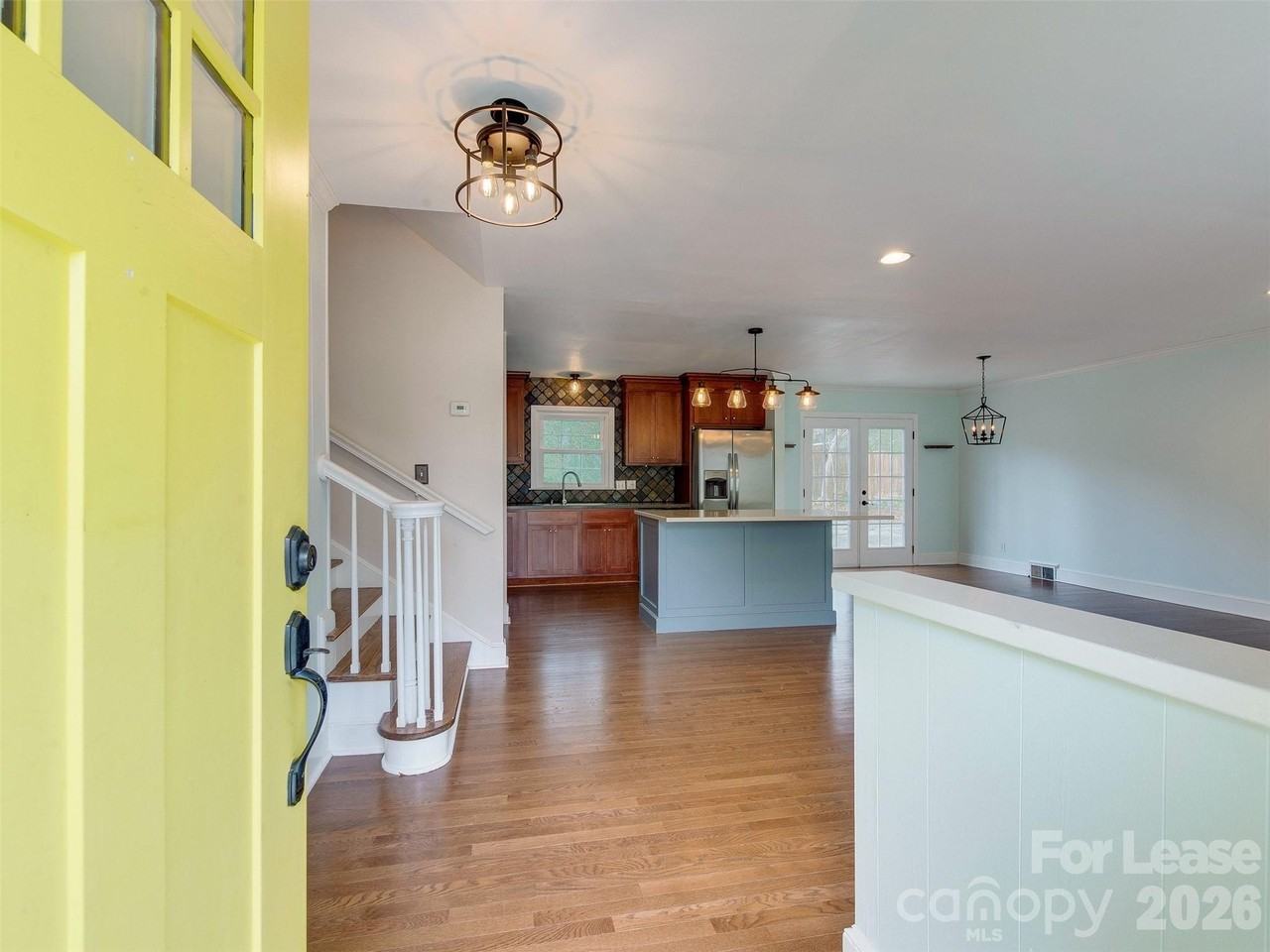 7026 Morganford Rd - Photo 4 of 48