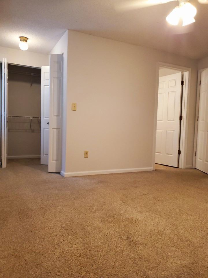 1100 Reserve Way - Photo 6 of 8