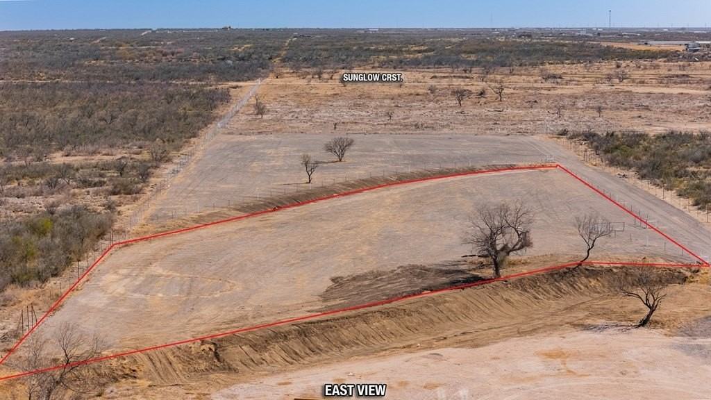 8037 E Us Highway 277 - Photo 3 of 10