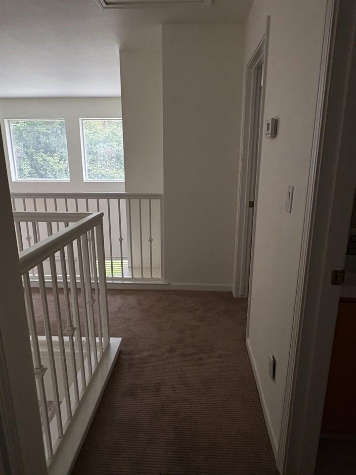 3437 Greenfield Ave - Photo 6 of 17