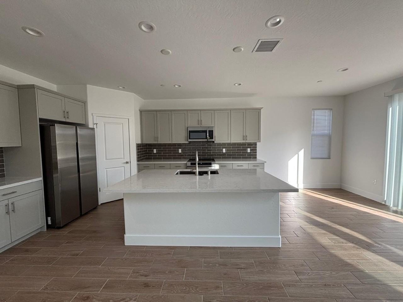 2909 Corteza Dr - Photo 7 of 14