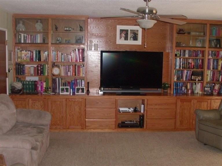 5751 N Sherman Ave - Photo 4 of 4