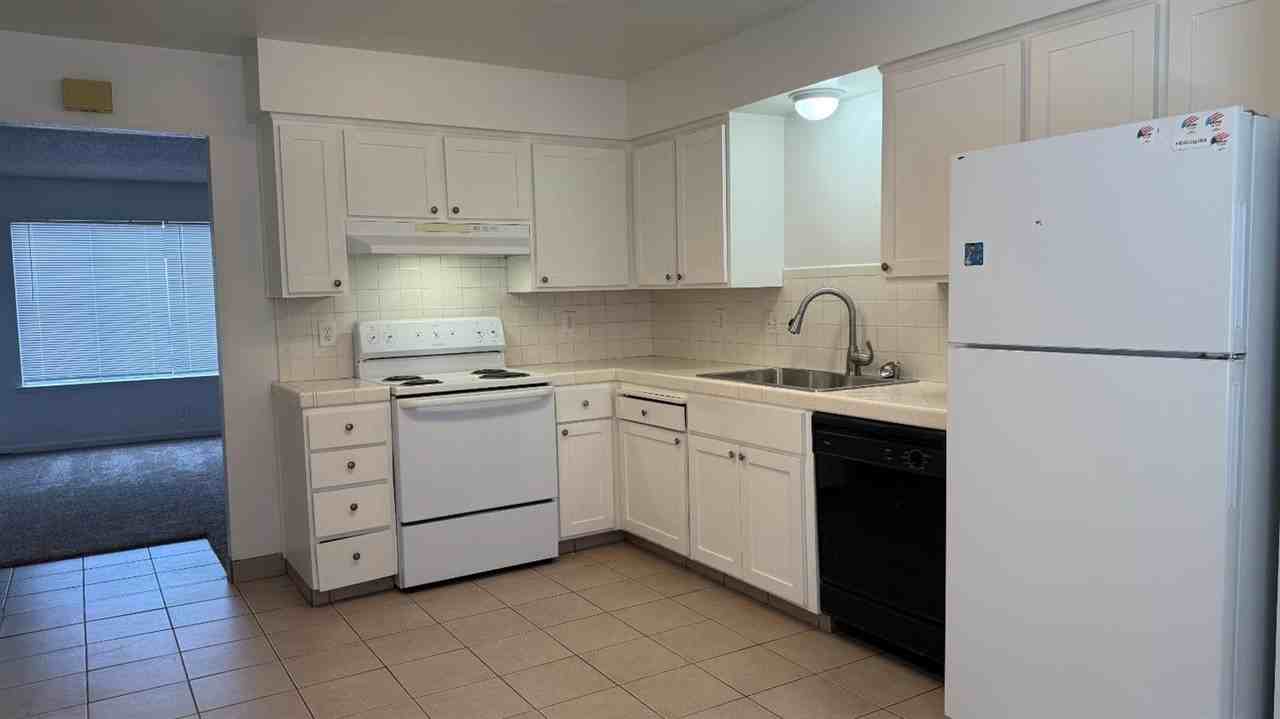 1973 Emma Lee Ln - Photo 6 of 13