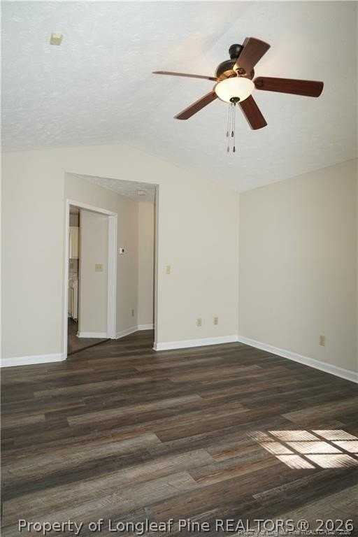 6847 Torrance Ln - Photo 6 of 24