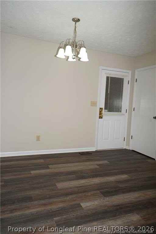 6847 Torrance Ln - Photo 7 of 24