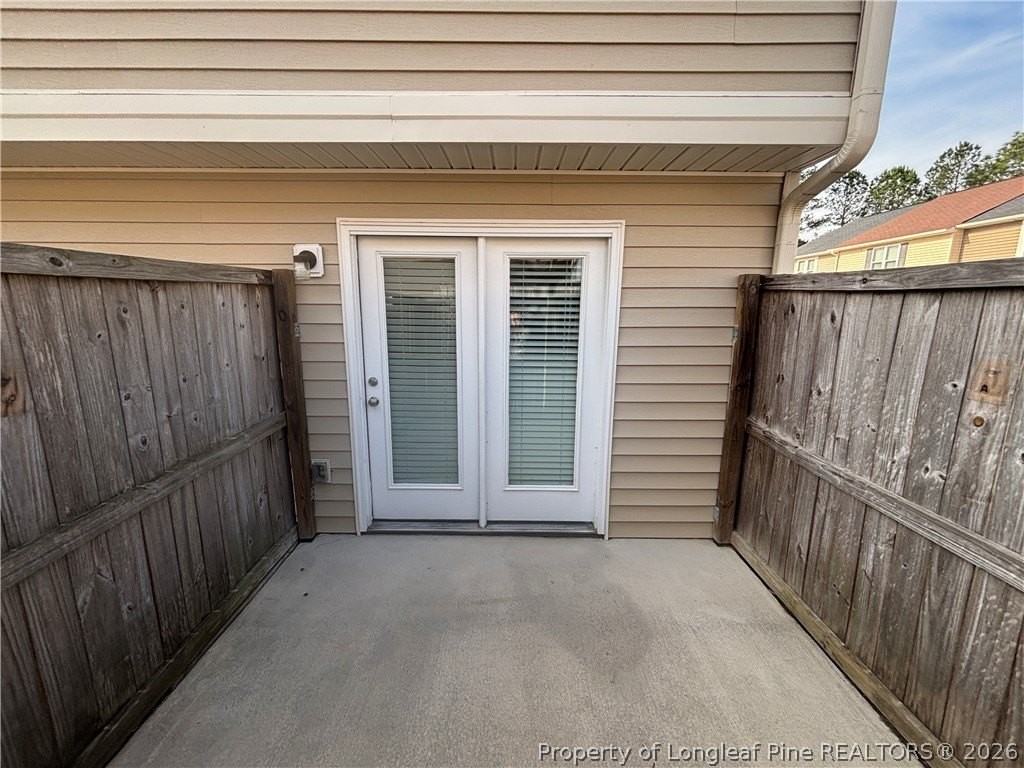 2627 Gardner Park Dr - Photo 2 of 28