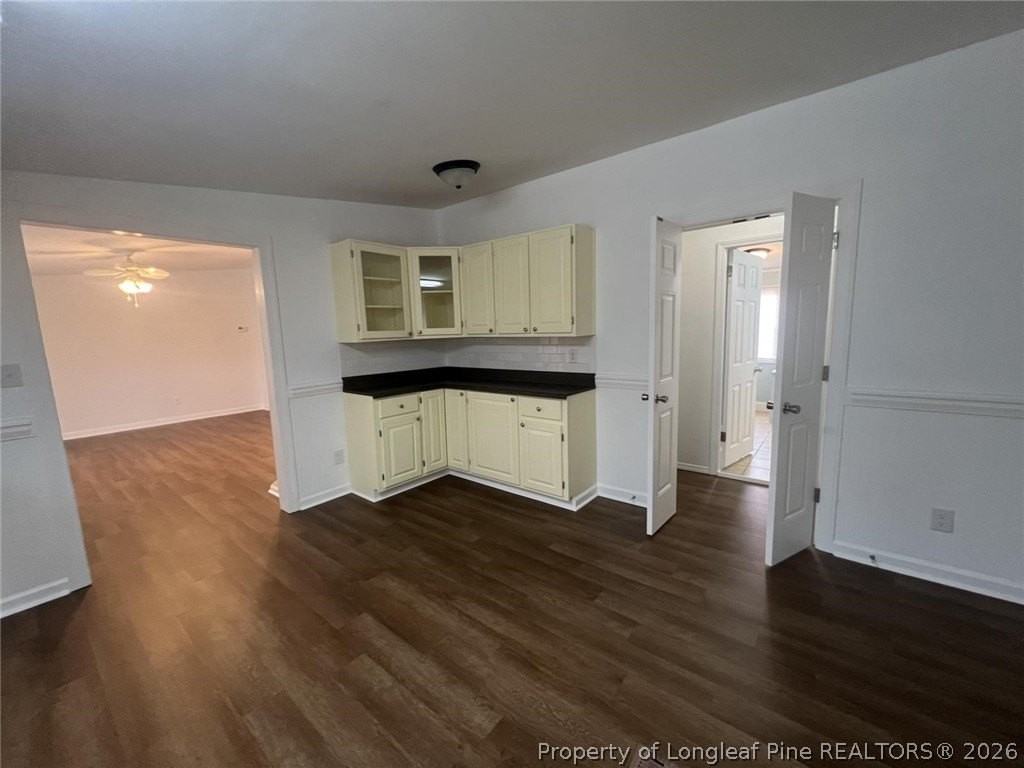 15 Rhode Island Way - Photo 4 of 15