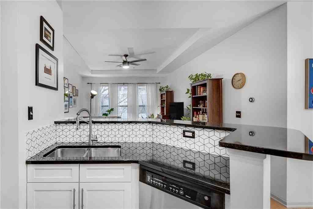 821 Ralph Mcgill Blvd Ne Apt 2418 - Photo 7 of 47