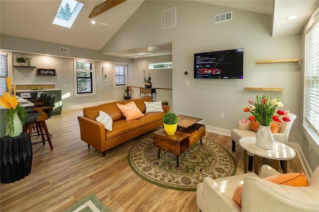 1668 N Druid Hills Rd Ne - Photo 7 of 9