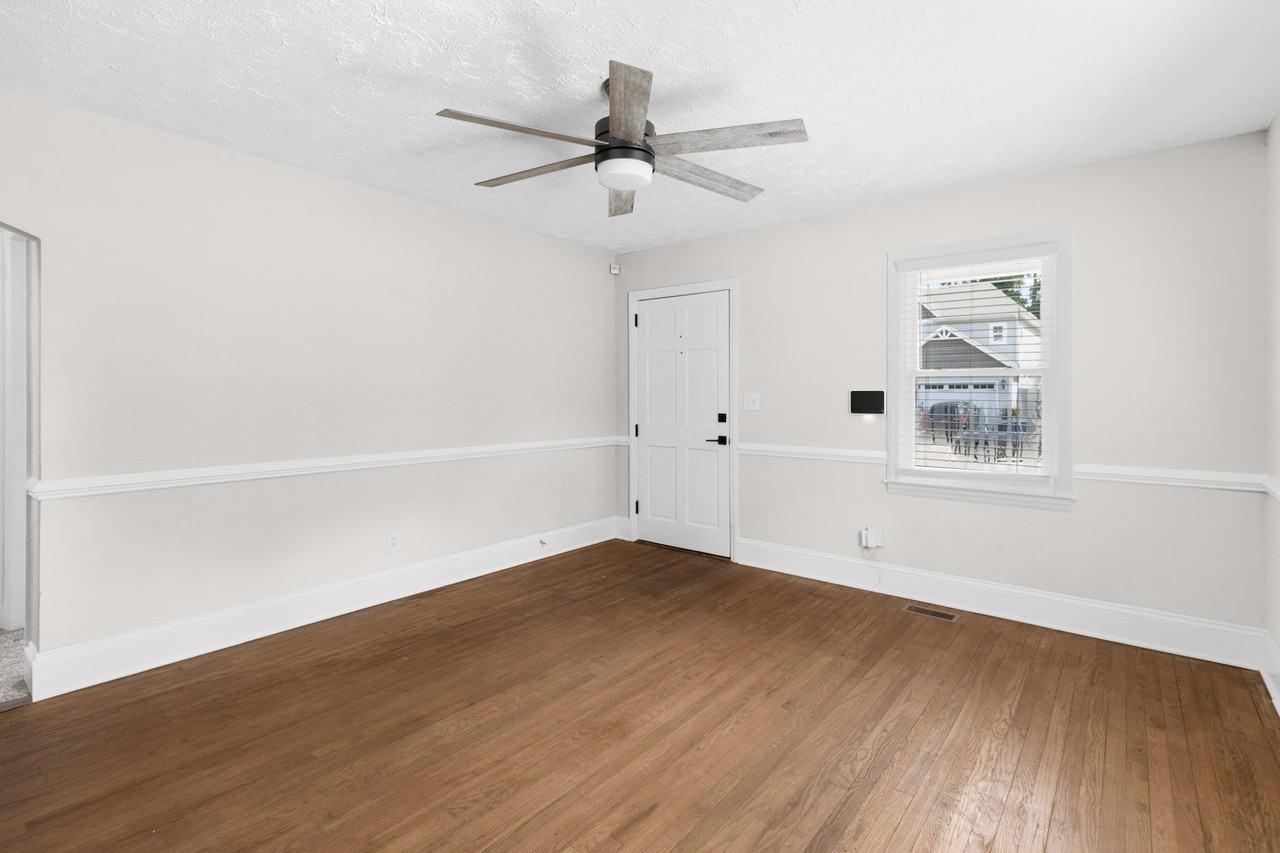 2219 Westdale Dr #SM - Photo 4 of 25