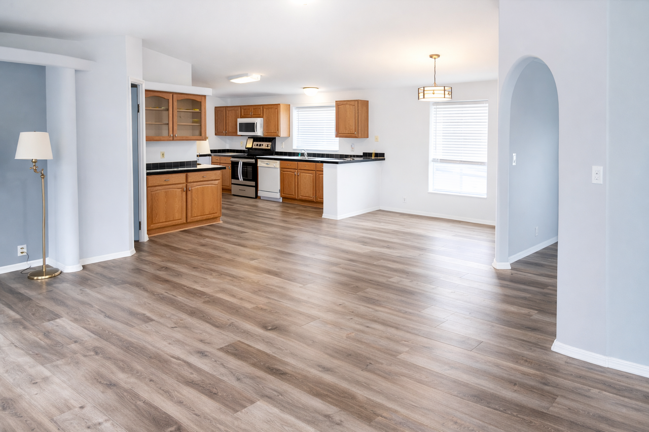 2806 N Sharon Dr #1 - Photo 3 of 6