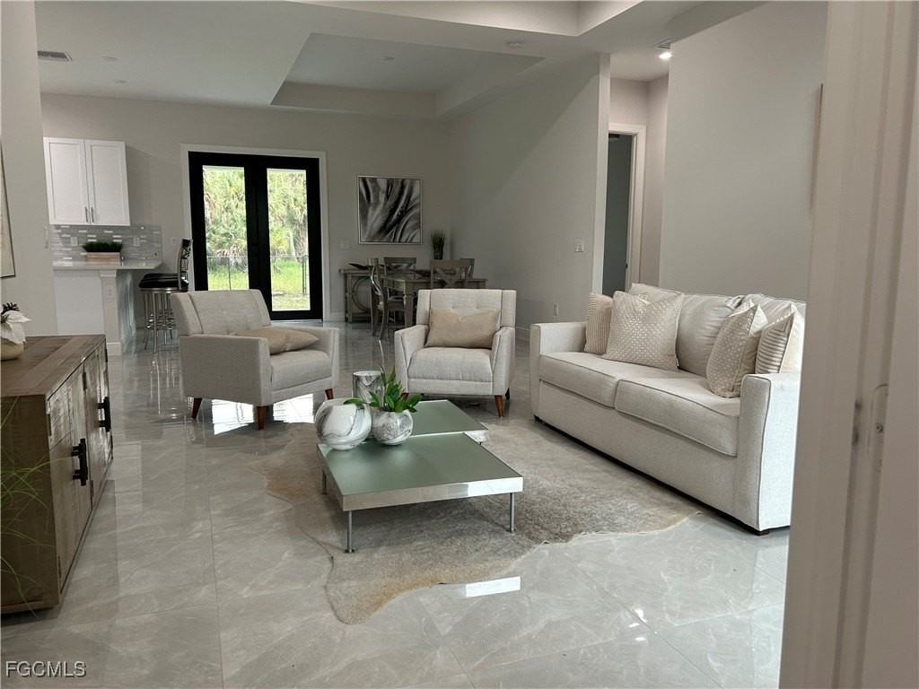 4782 8th Ave Se - Photo 5 of 27