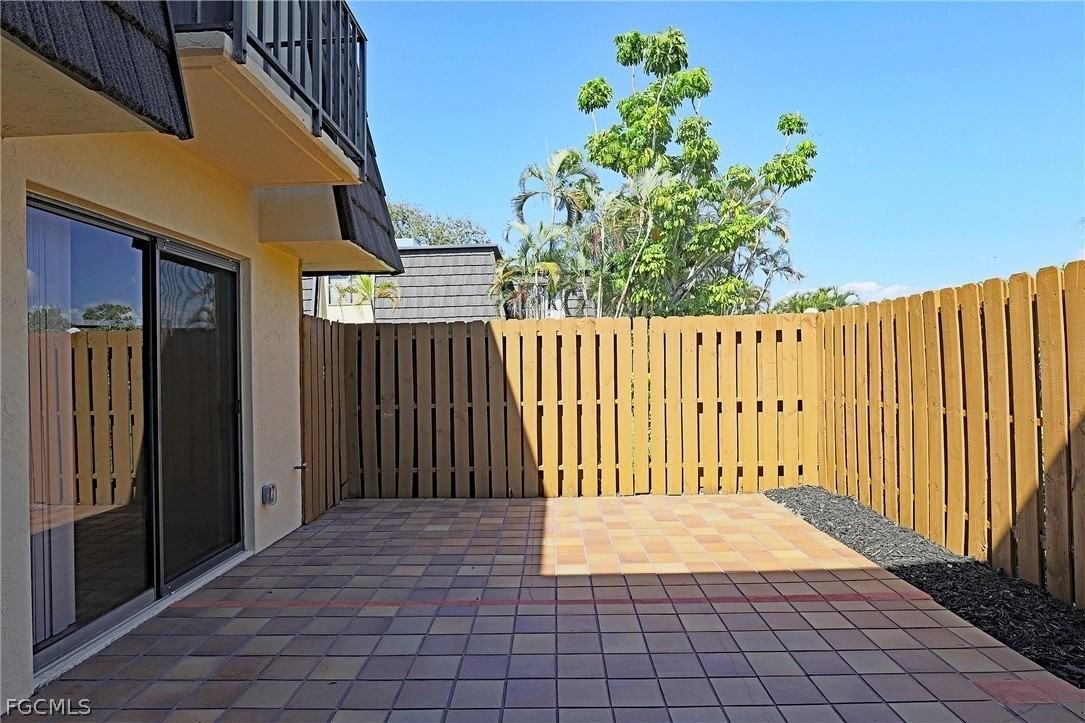 12353 Woodrose Ct Apt 1 - Photo 3 of 30