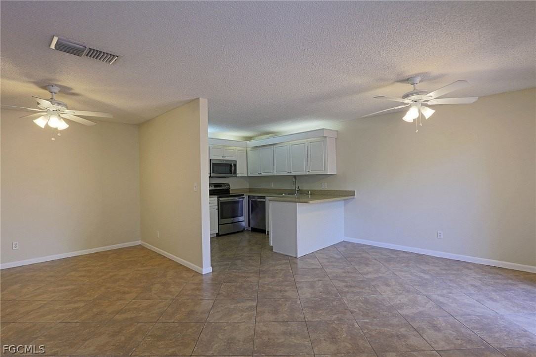 12353 Woodrose Ct Apt 1 - Photo 6 of 30