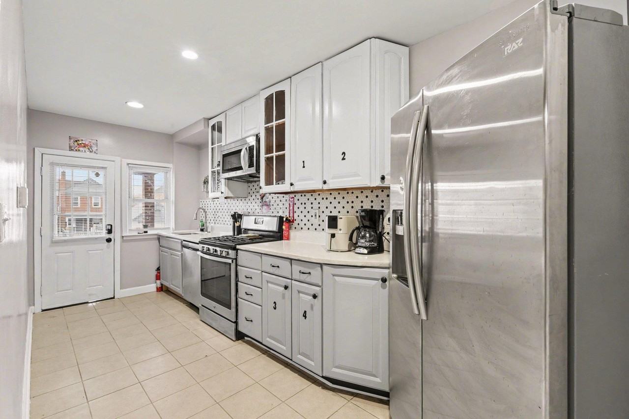 Yorkway - Photo 5 of 21