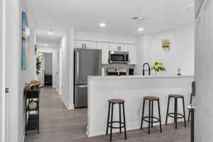 featured image of E Comanche Ave