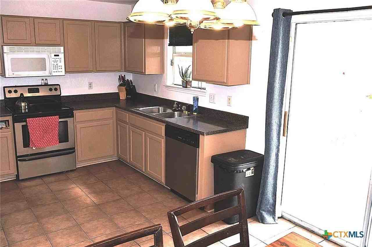 Fox Creek Dr - Photo 3 of 8