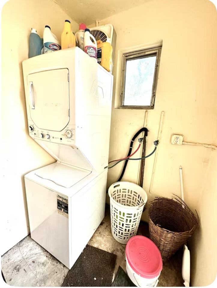 Sw 30th St - Photo 6 of 11