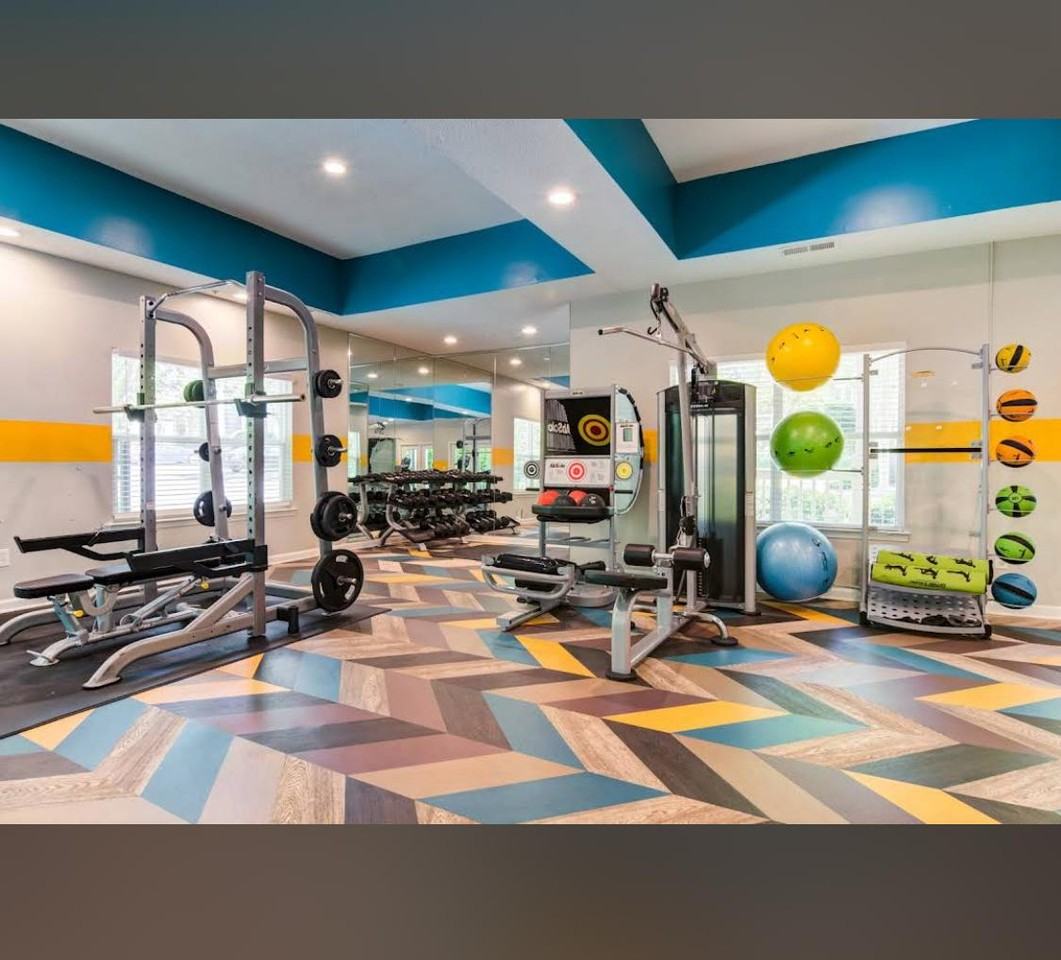 Highland Lake Cir - Photo 3 of 5