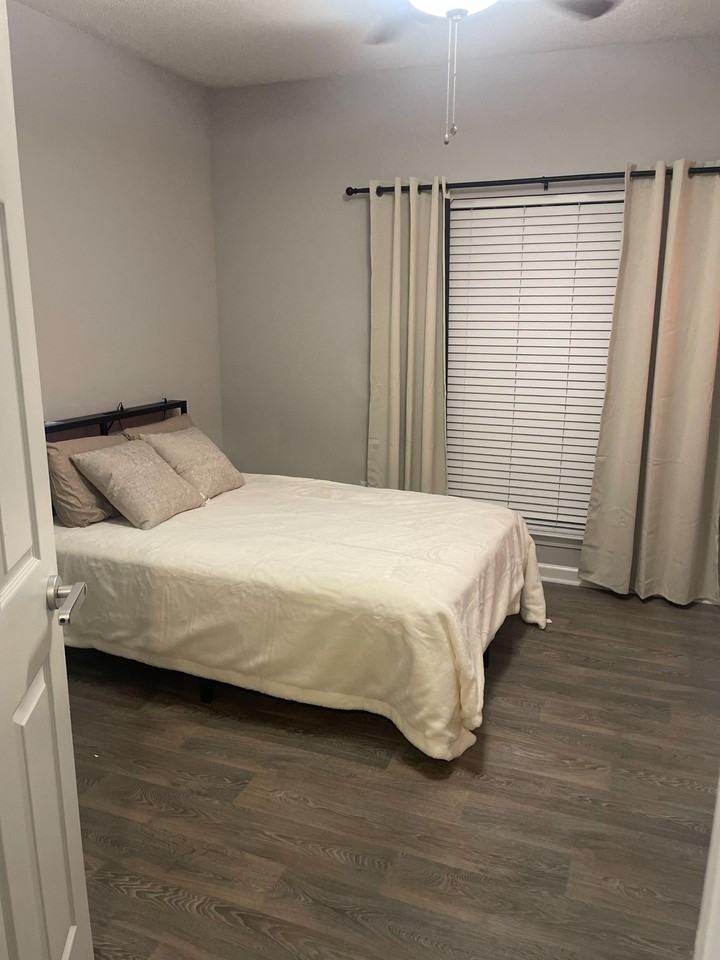 Highland Lake Cir - Photo 4 of 5