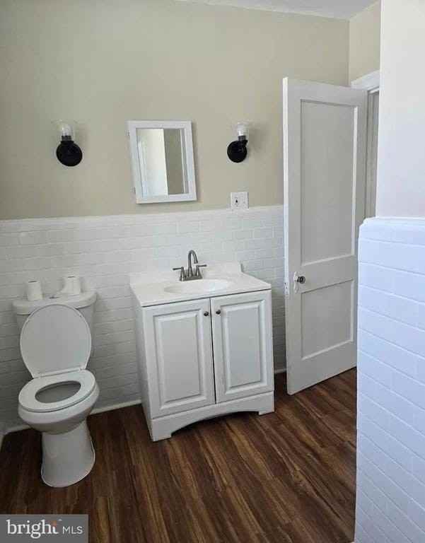 1772 Ferndale Ave #B - Photo 7 of 14