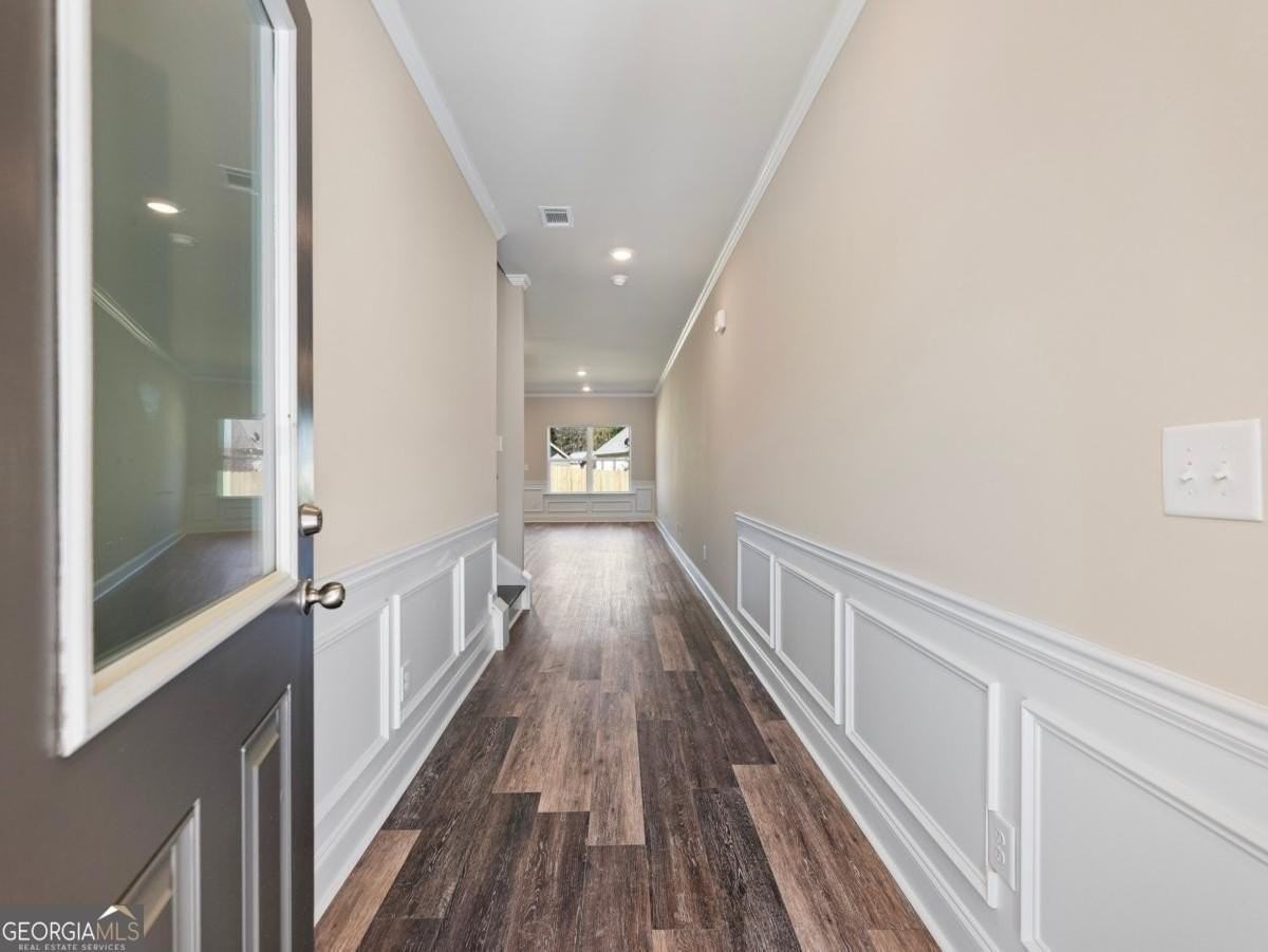 6145 Colston Ln - Photo 2 of 44