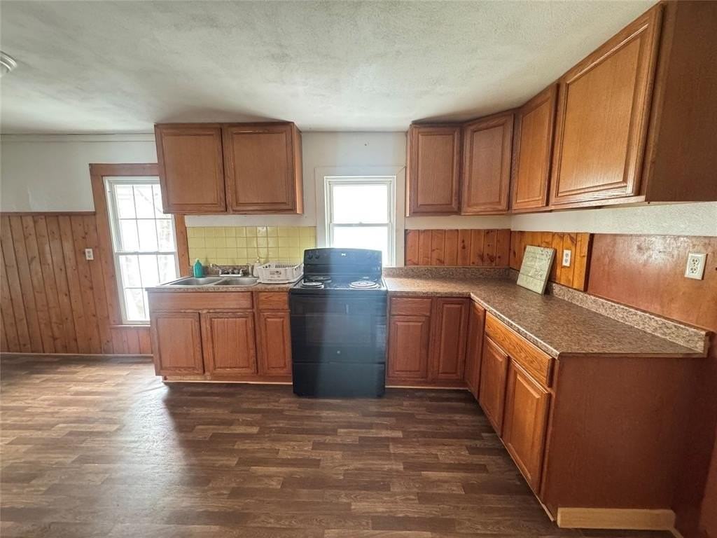 54 Mary St #2 - Photo 5 of 8