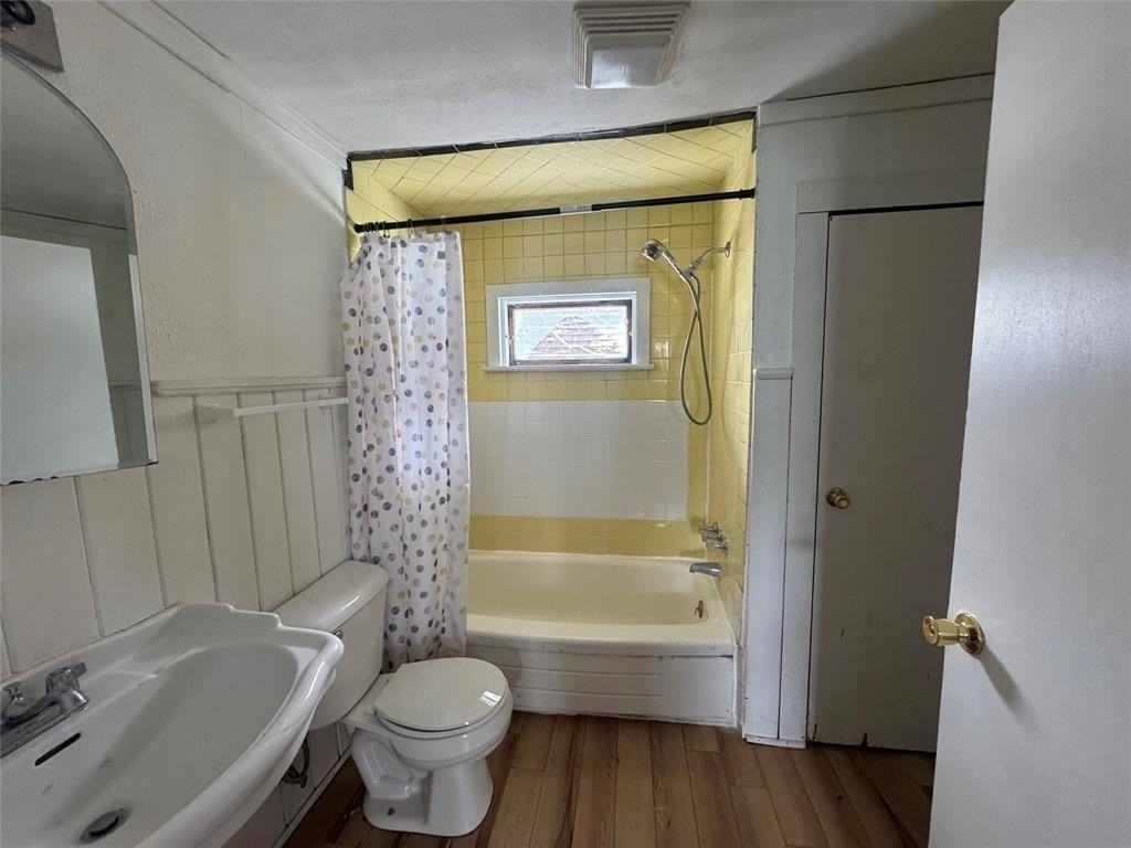 54 Mary St #2 - Photo 7 of 8