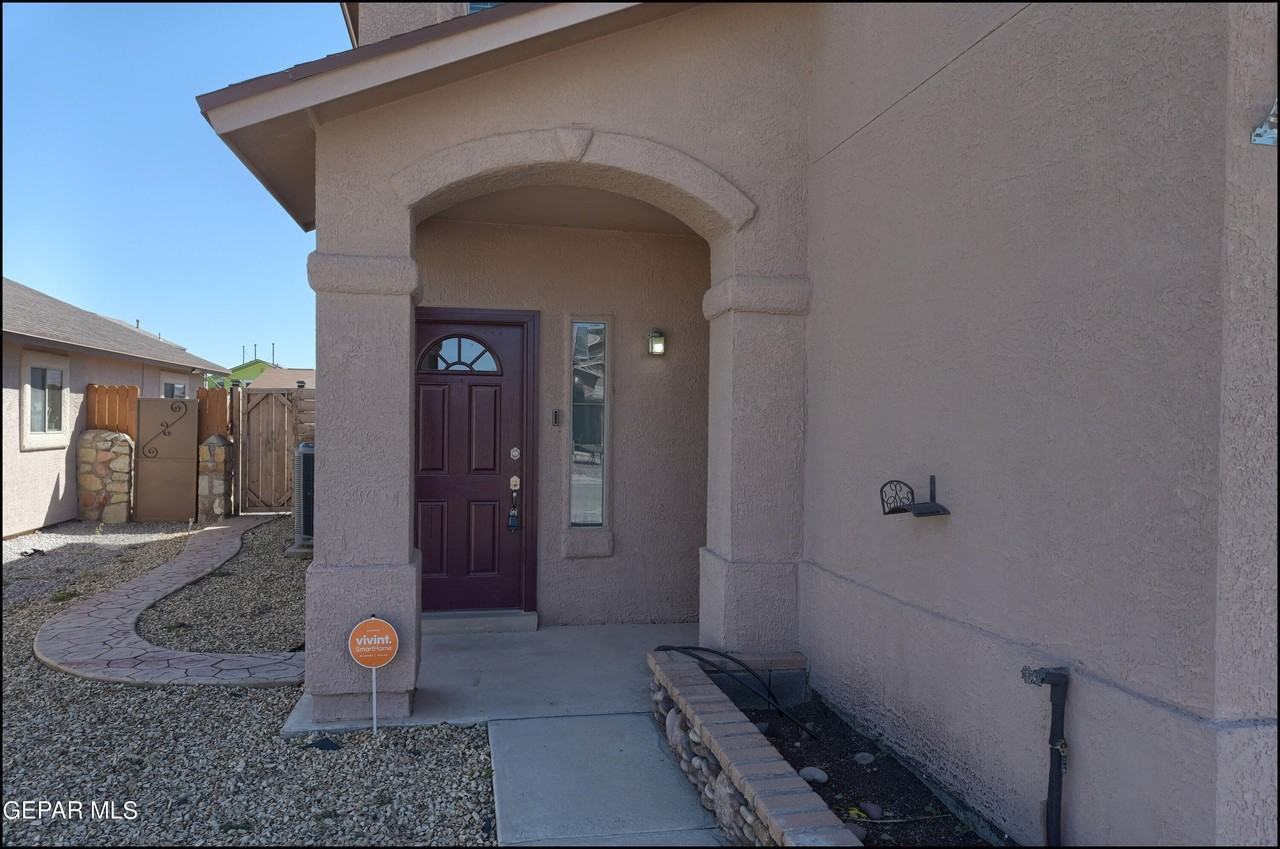 11896 Mesquite Miel Dr - Photo 4 of 43