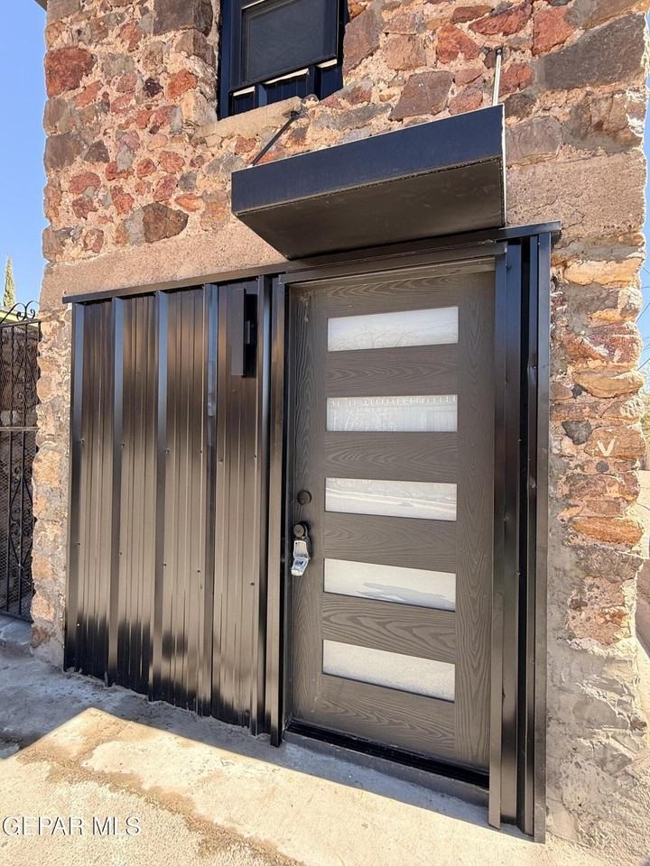 2700 Federal Ave Unit Rear - Photo 3 of 22