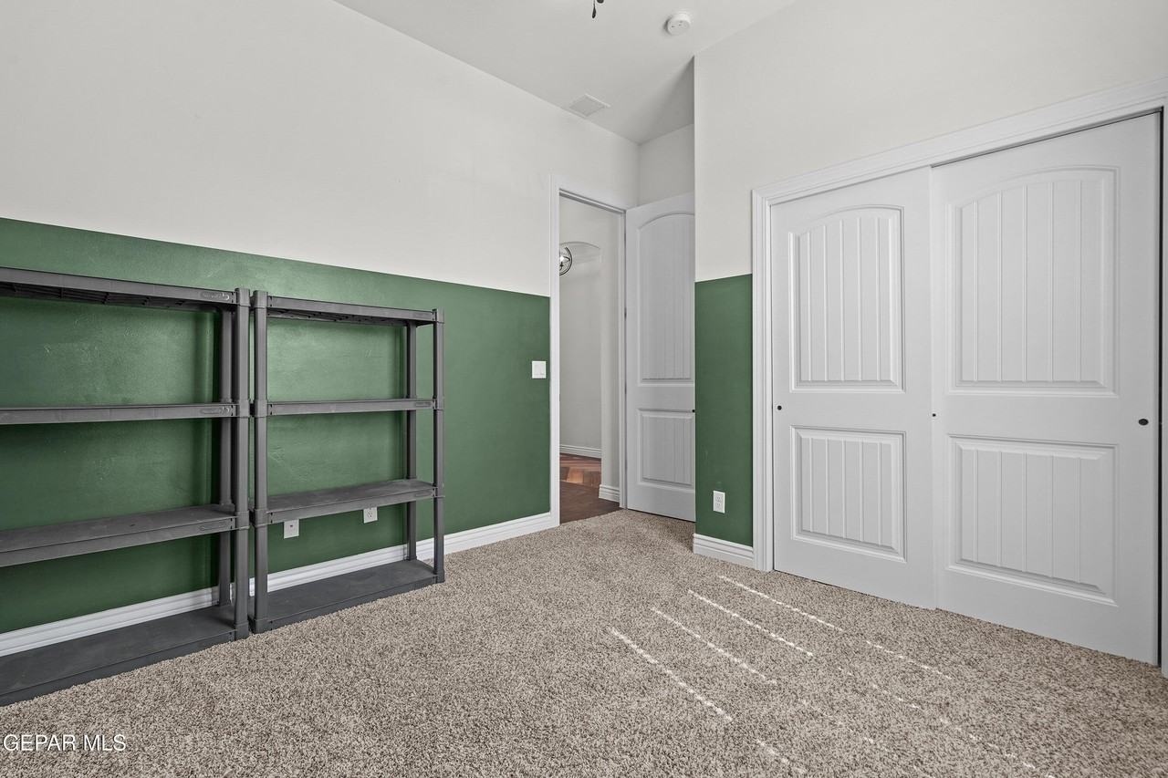 13445 Emerald Crystal Dr - Photo 6 of 32