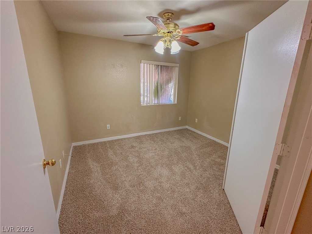 3518 Fishers Landing Ave - Photo 5 of 17