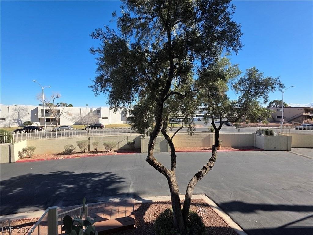 750 S Royal Crest Cir #313 - Photo 6 of 36