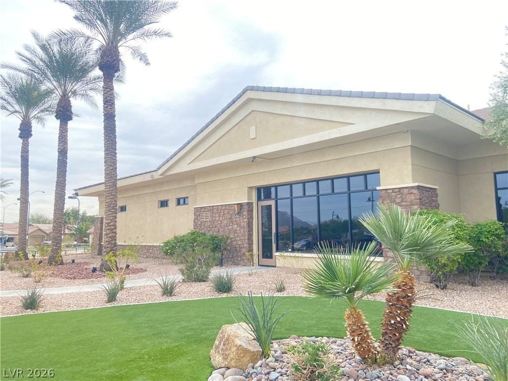 6103 Falconer Ave - Photo 2 of 23