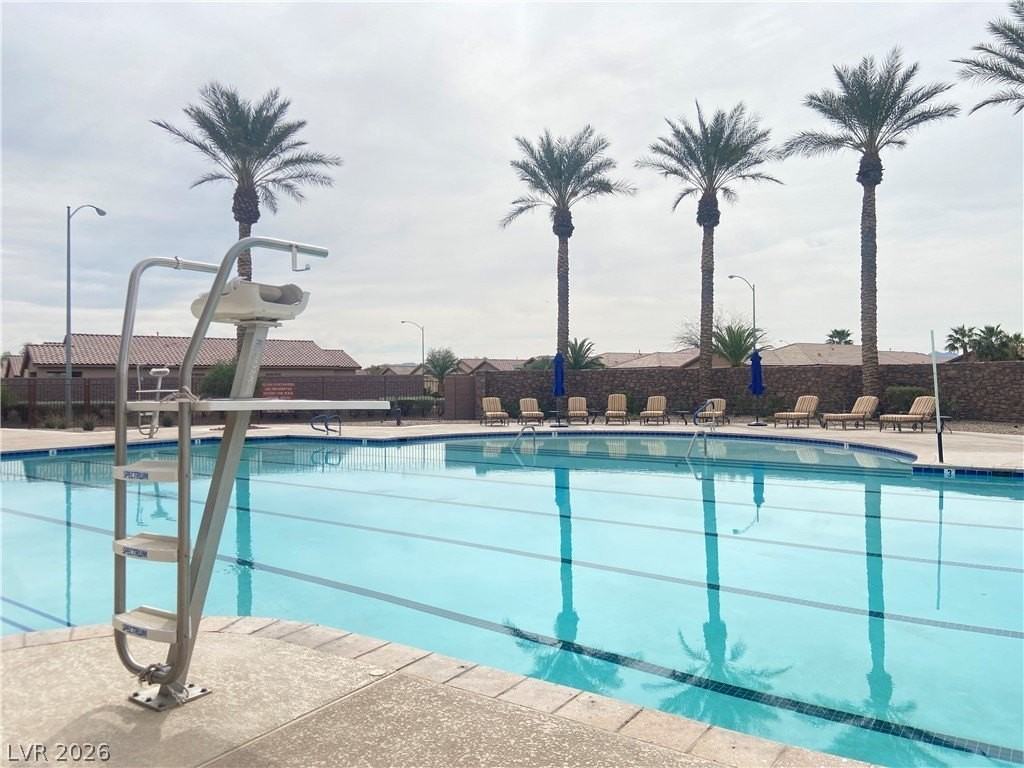 6103 Falconer Ave - Photo 4 of 23