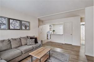 featured image of 756 W Kilgore Rd Apt 201