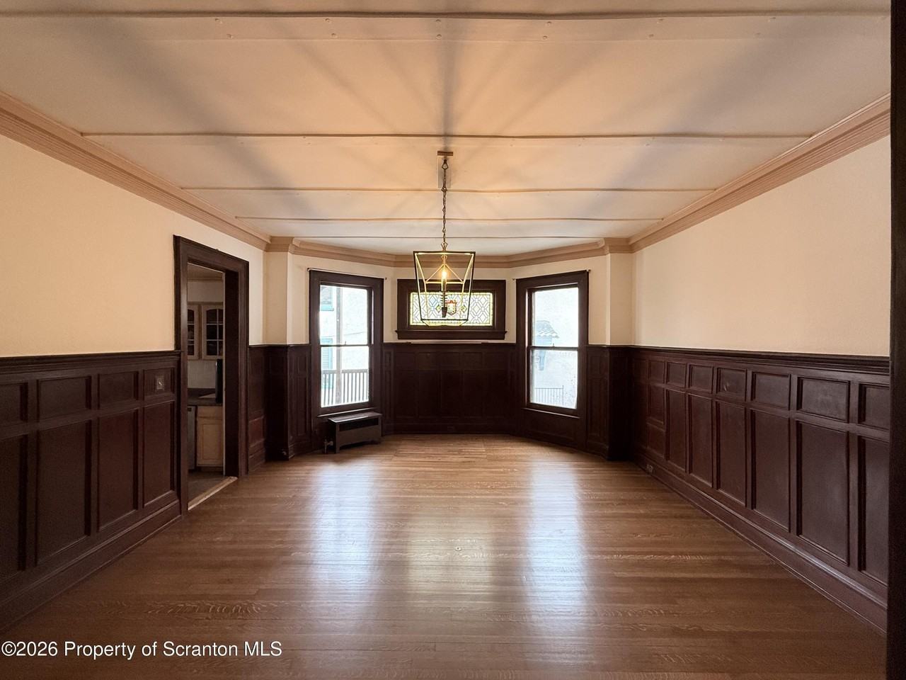 629 Clay Ave Apt 1st #1stFL - Photo 6 of 15