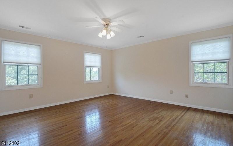 4 Dearburn Ct - Photo 7 of 12