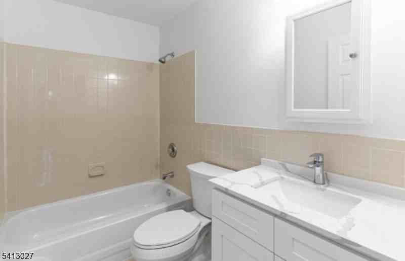 2 Willow Wood Ct - Photo 6 of 14