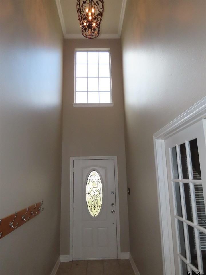 7336 Manassas Ln - Photo 3 of 37