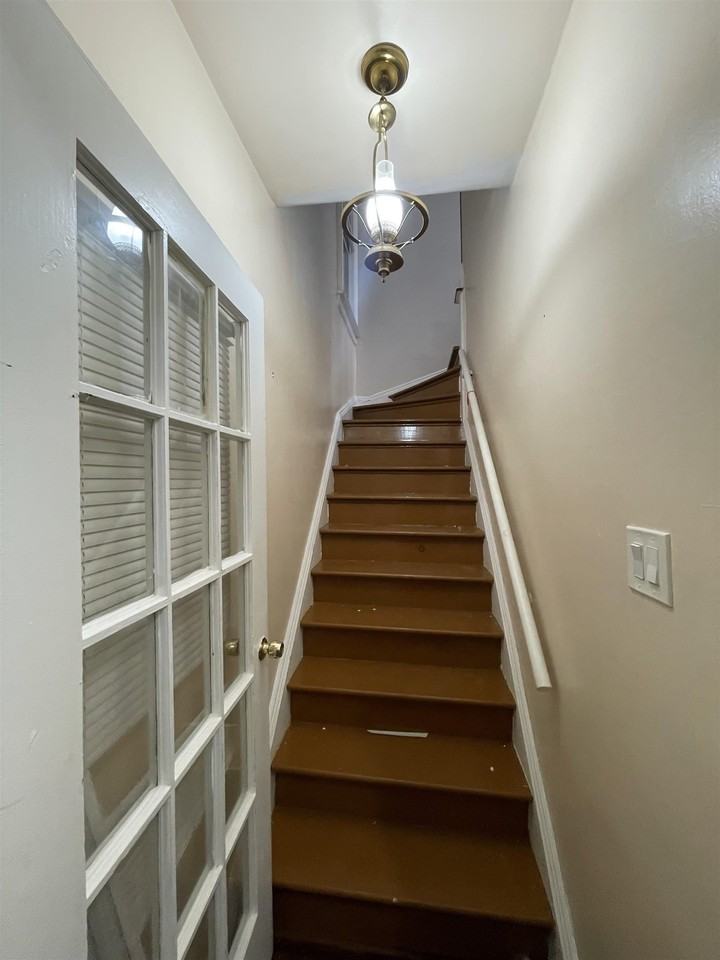 12 Casper Ct #FL2 - Photo 5 of 16