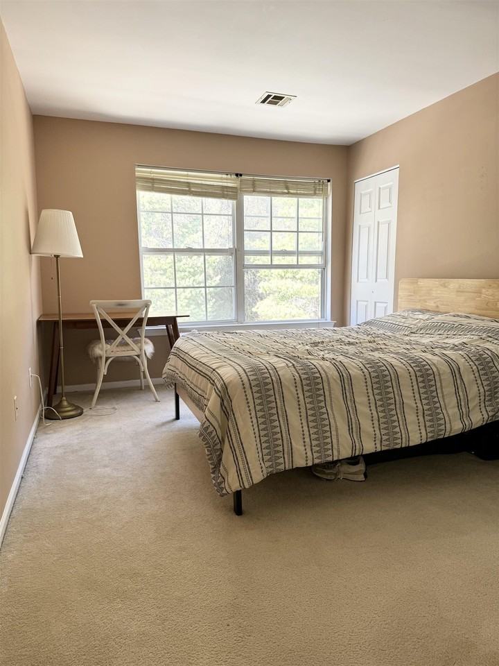 20 Bergen Ridge Rd #2 - Photo 6 of 13