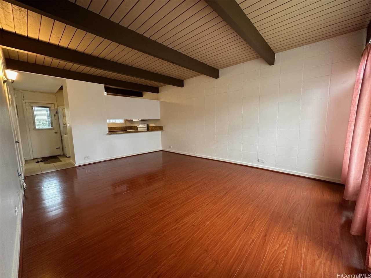 4894 Kilauea Ave Apt 3 - Photo 2 of 11